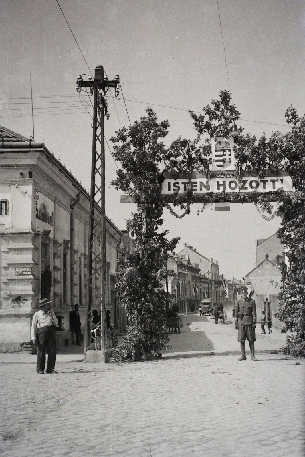 Románia,Erdély, 1940, Kókány Jenő, címer, diadalkapu, Fortepan #107472