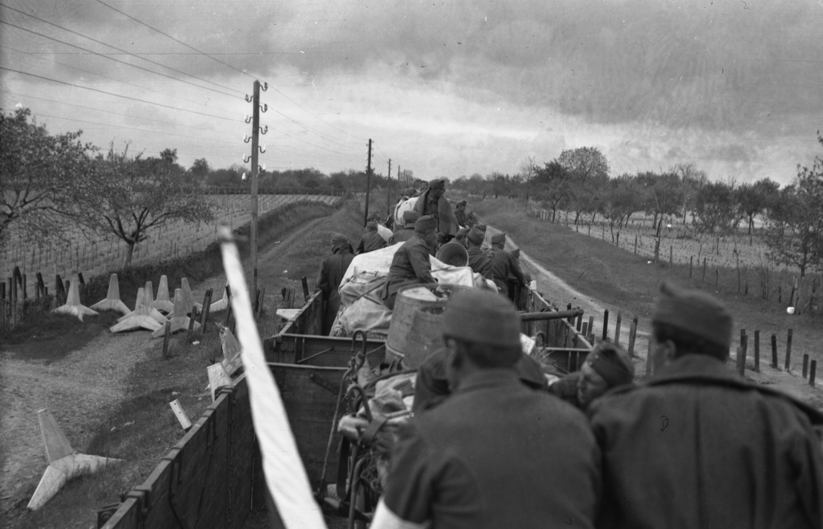 1941, Kókány Jenő, anti-tank obstacles, Fortepan #107633