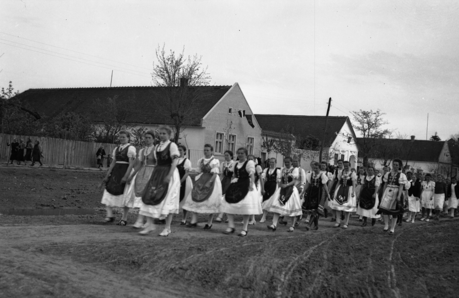 1941, Kókány Jenő, folk costume, Fortepan #107639