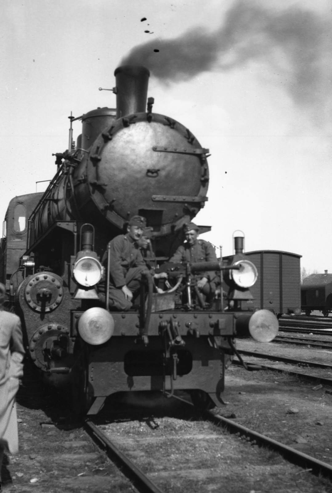 Hungary, Sátoraljaújhely, vasútállomás., 1939, Kókány Jenő, steam locomotive, Fortepan #107676