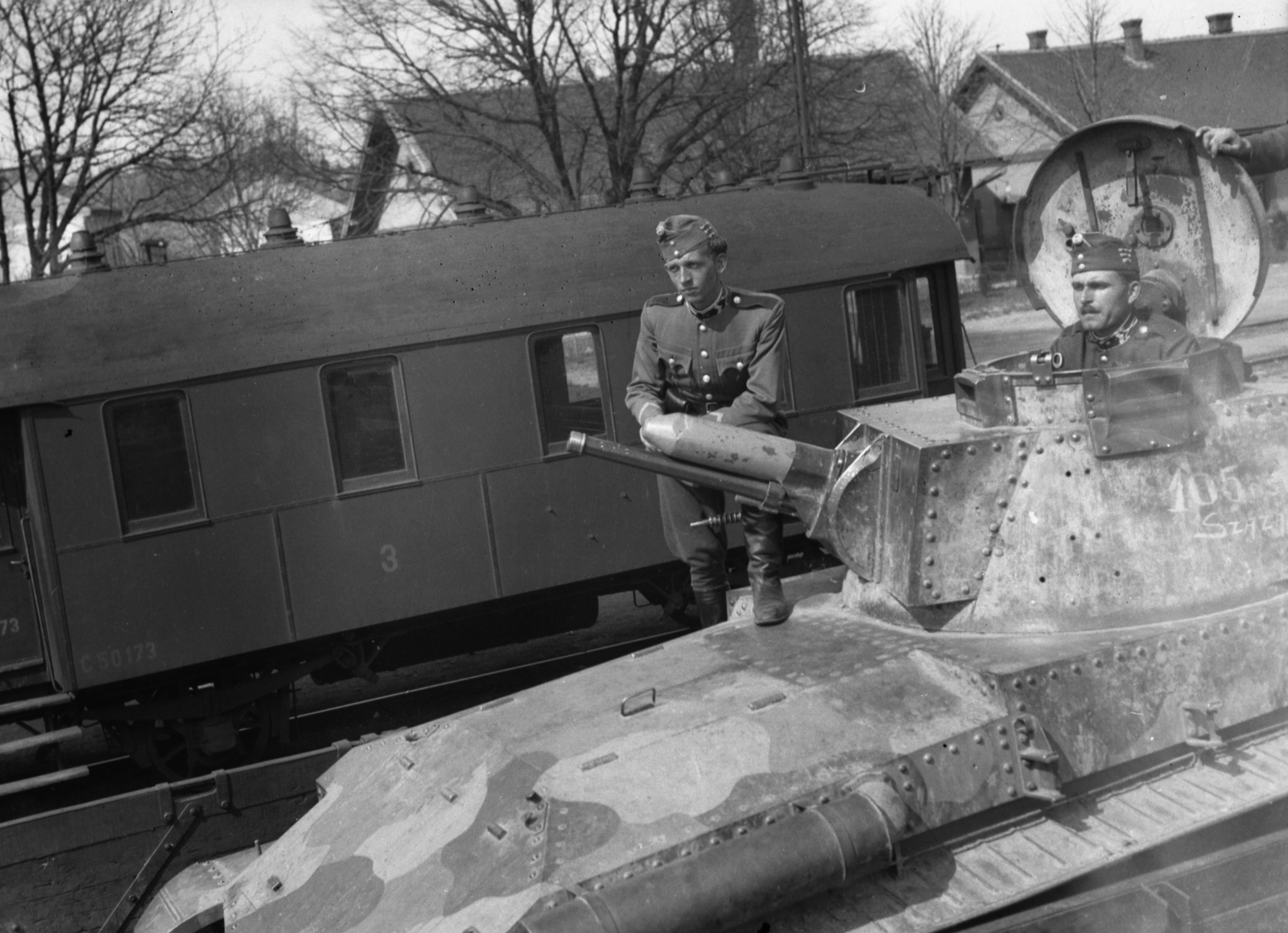 Hungary, Sátoraljaújhely, vasútállomás., 1939, Kókány Jenő, tank, Fortepan #107678