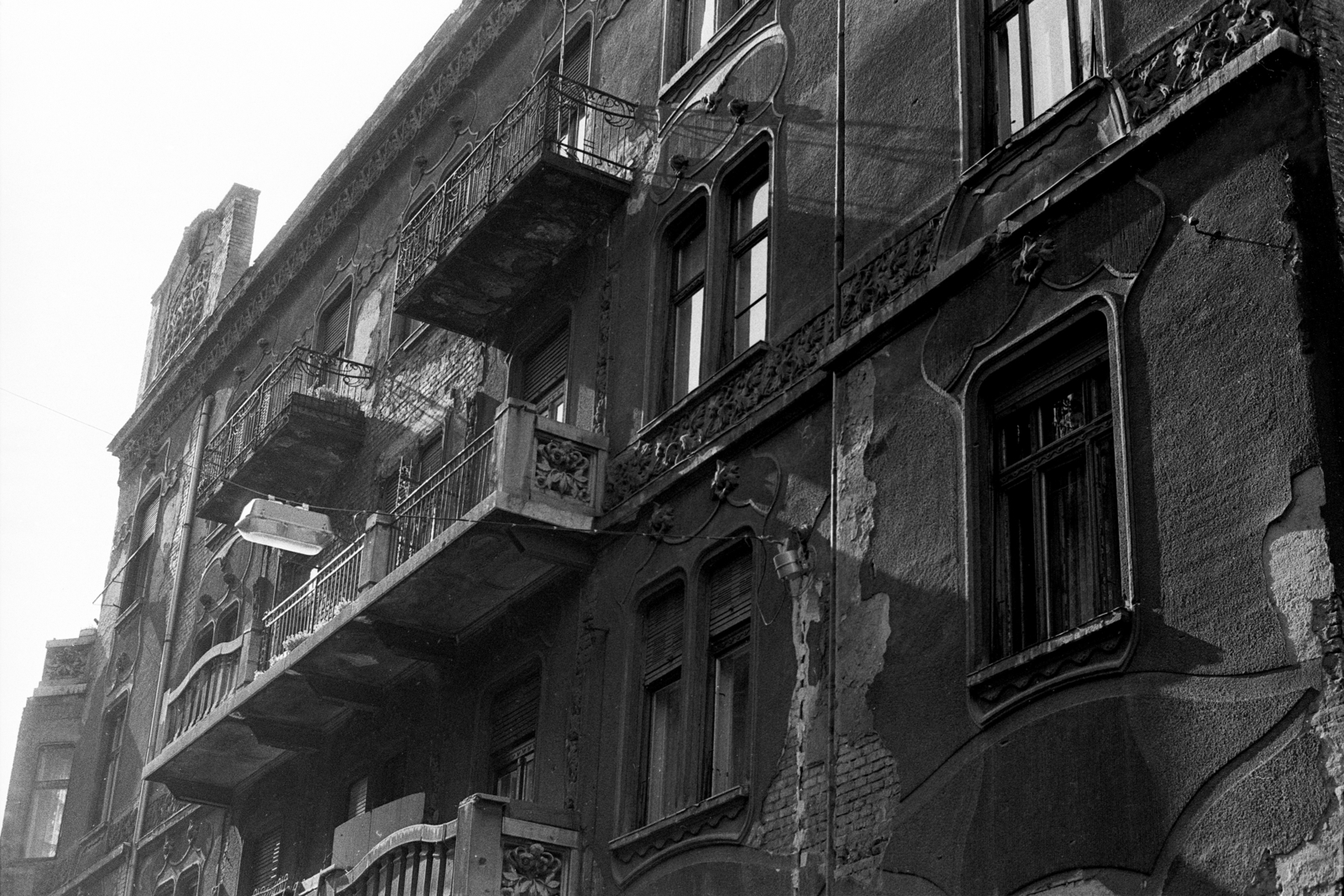 Hungary, Budapest VIII., Tavaszmező utca 2., 1984, Makovecz Benjamin, Secession, balcony, Budapest, Fortepan #108188