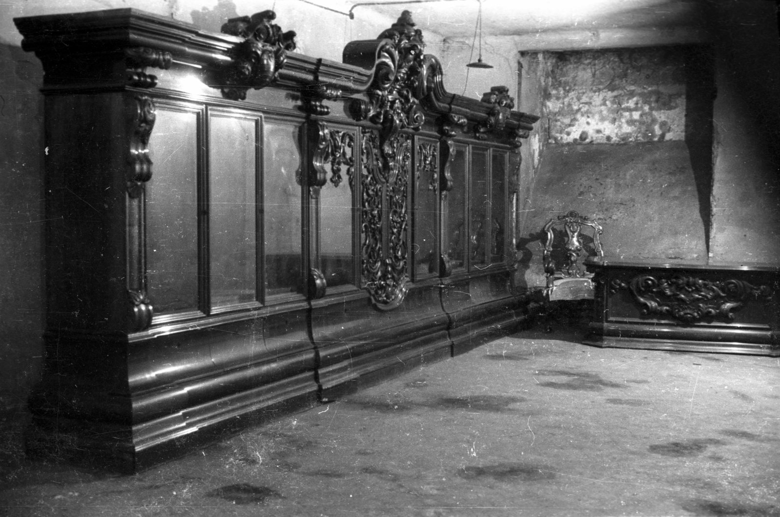 1954, Hámori Gyula, basement, chair, furniture, Baroque-style, Fortepan #108631