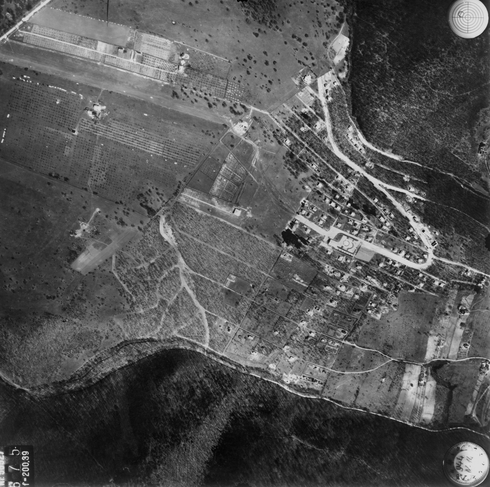 Hungary, Budapest, A felvétel 1944. április 14-én készült., 1944, Magyar Királyi Honvéd Légierő, aerial photo, Fortepan #109114