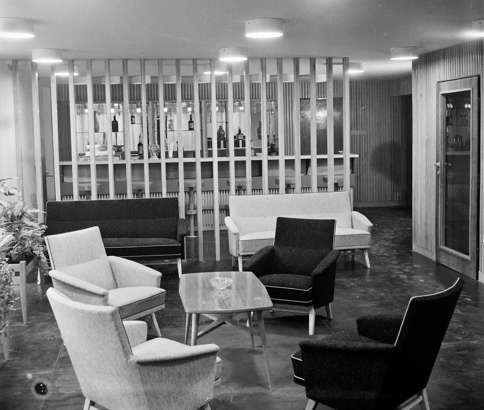 Hungary, 1969, Bauer Sándor, hotel, room divider, Fortepan #109226