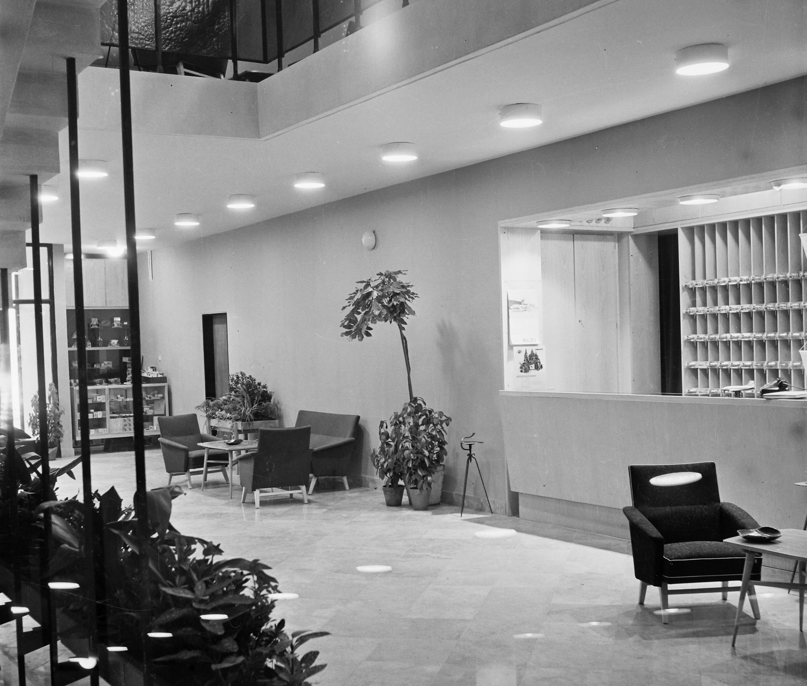 Hungary, 1969, Bauer Sándor, hotel, reception, Fortepan #109227