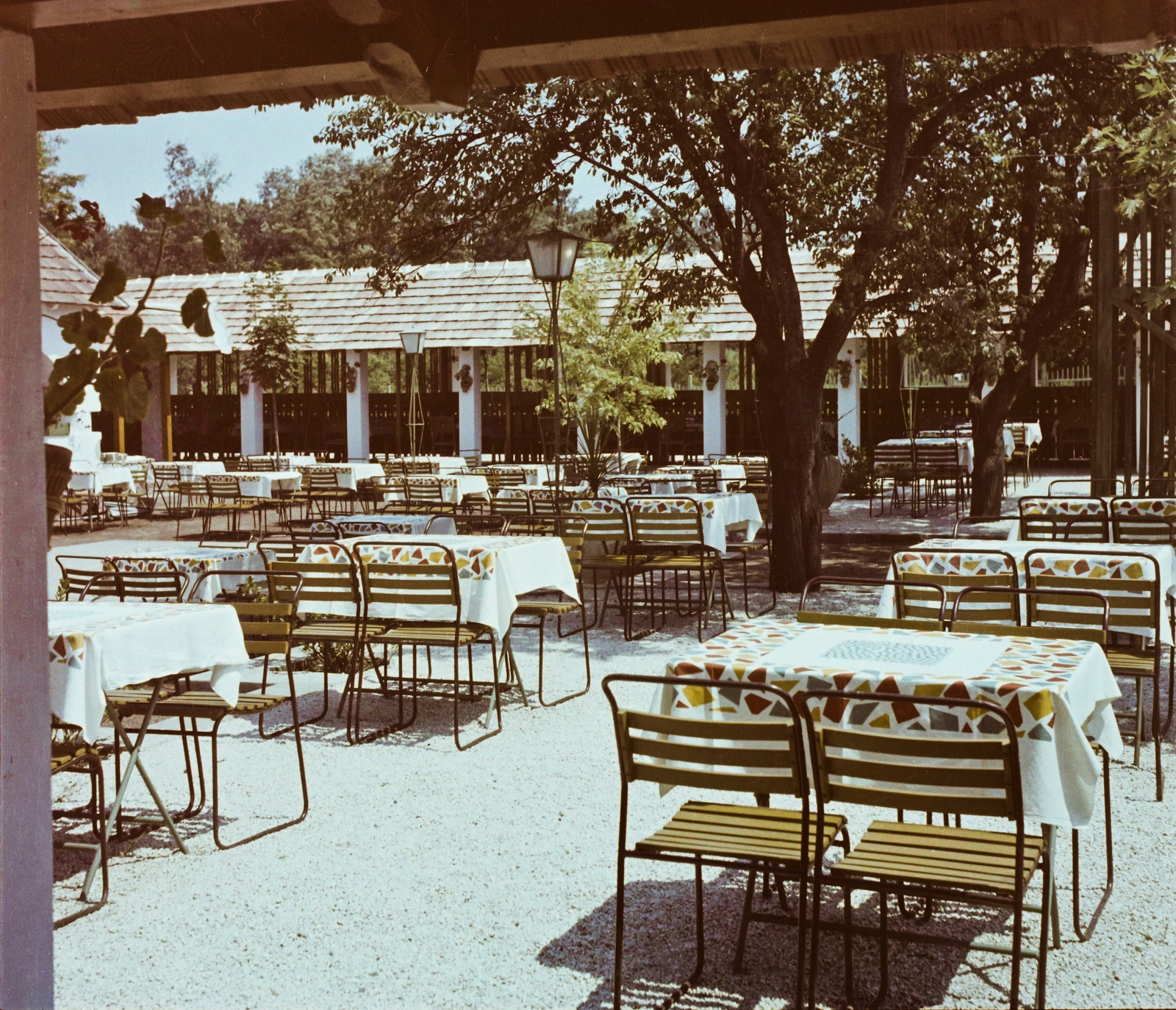 Magyarország, Balatonlelle, Rákóczi út 56., Becsali csárda., 1962, Bauer Sándor, színes, Fortepan #109313
