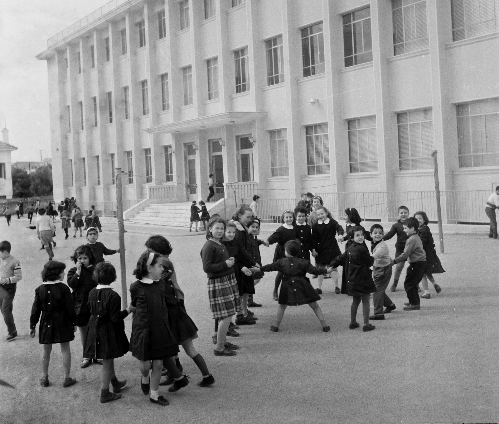 Görögország, Athén, Kamelión utca 36., Zsidó Óvoda és Általános Iskola (később az Athéni Izraelita Közösség Lauder Iskolája)., 1964, Bauer Sándor, Fortepan #109380