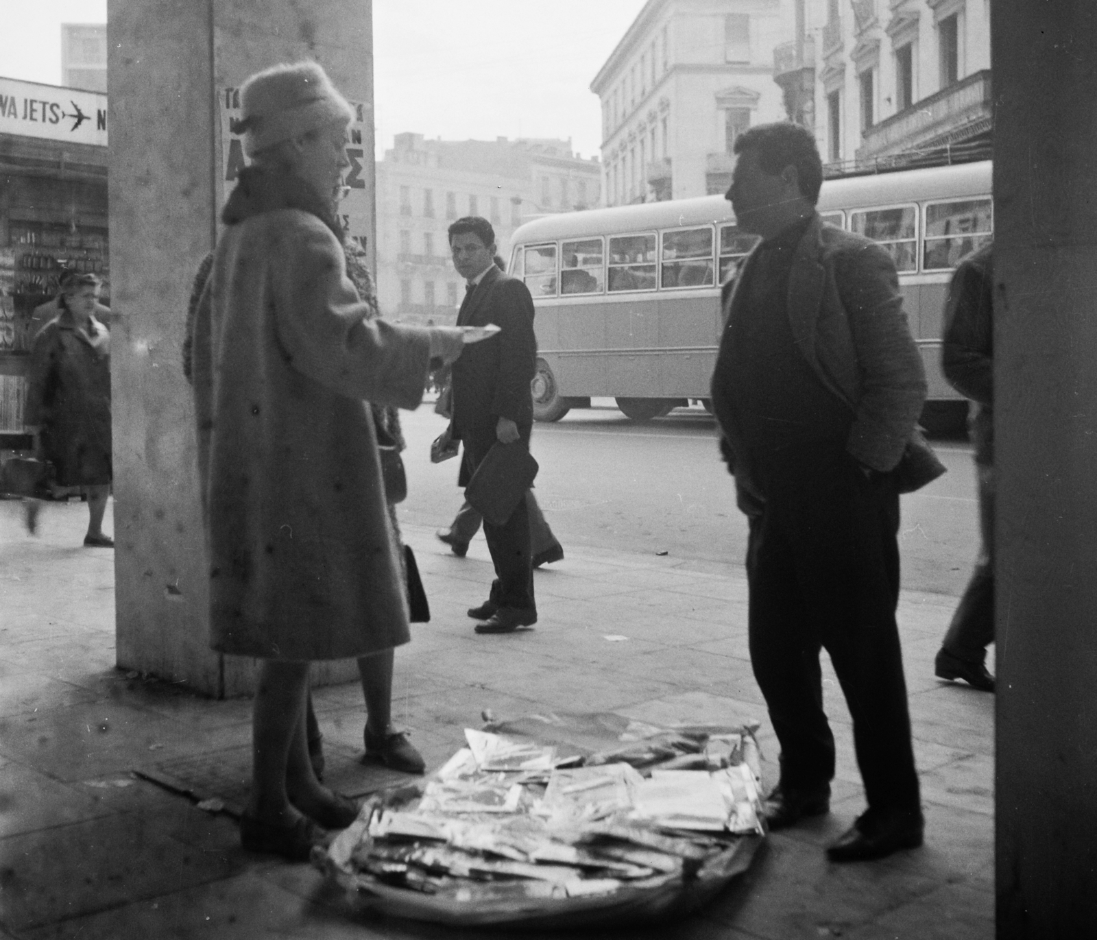 Greece, Athens, Omonia tér a Panagi Tszaldari sugárút torkolata felől nézve., 1964, Bauer Sándor, Fortepan #109384