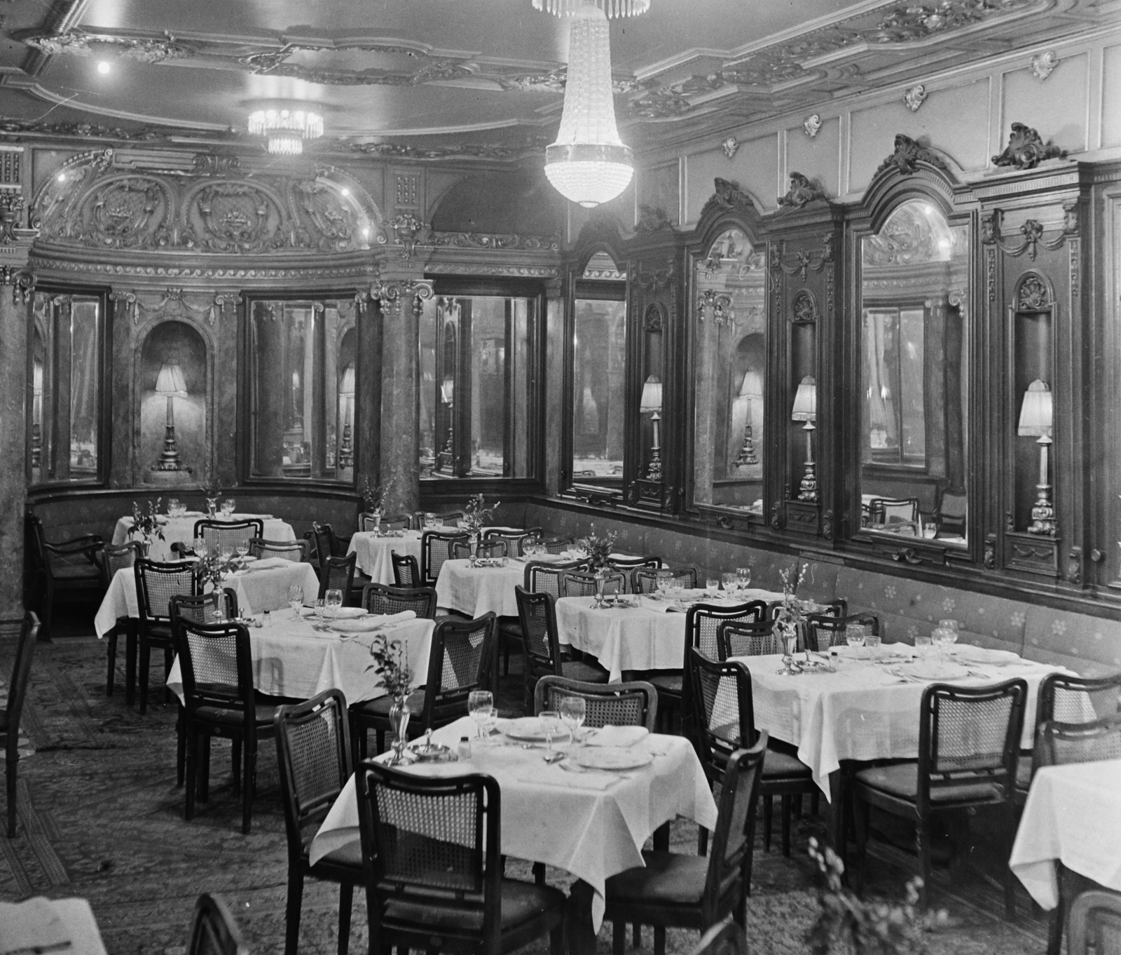 Hungary, Budapest VII., a Hungária (korábban és ma New York) kávéház Márvány terme., 1961, Bauer Sándor, Budapest, Fortepan #110030