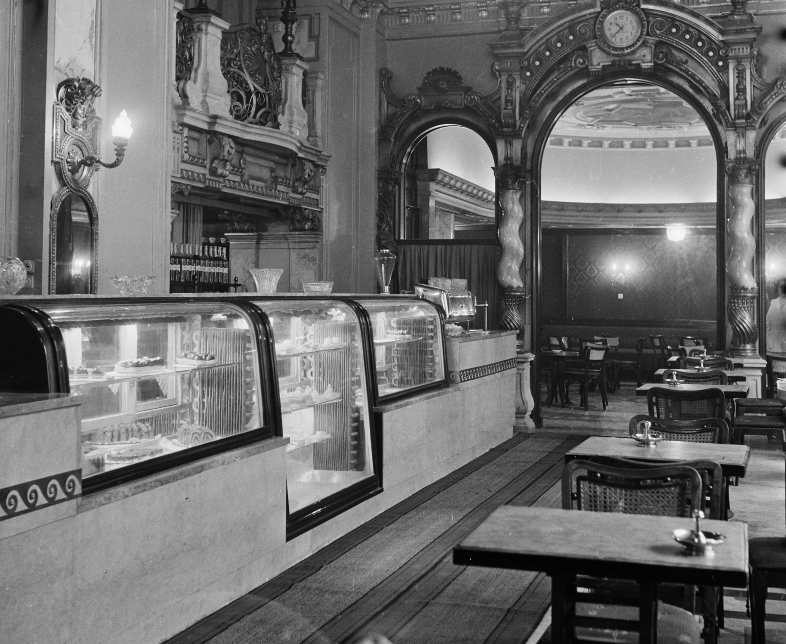 Hungary, Budapest VII., Hungária (korábban és ma New York) kávéház., 1961, Bauer Sándor, Budapest, Fortepan #110043