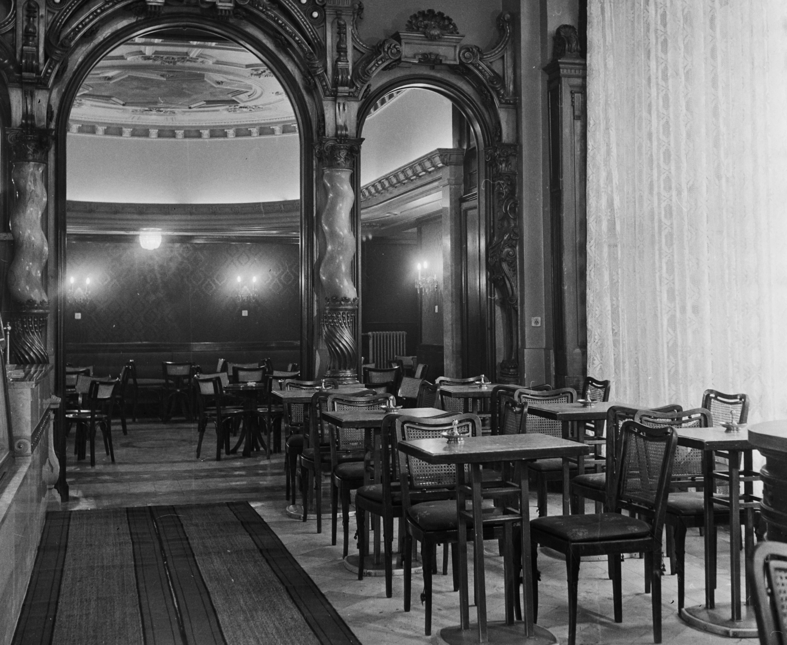 Hungary, Budapest VII., Hungária (korábban és ma New York) kávéház., 1961, Bauer Sándor, Budapest, Fortepan #110045