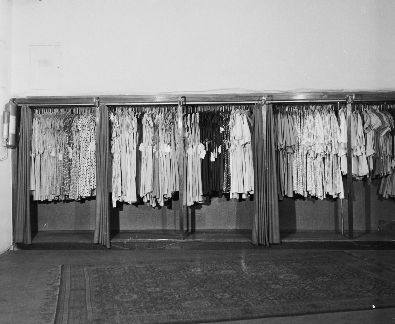1958, Bauer Sándor, carpet, display, cloakroom, clothing store, extinguisher, Fortepan #110096
