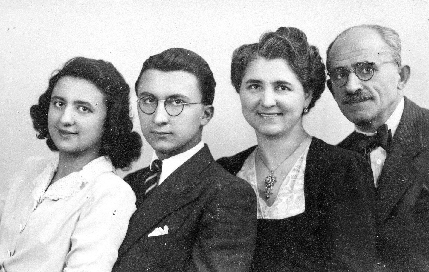 1942, Mészöly Leonóra, szemüveg, Fortepan #11061
