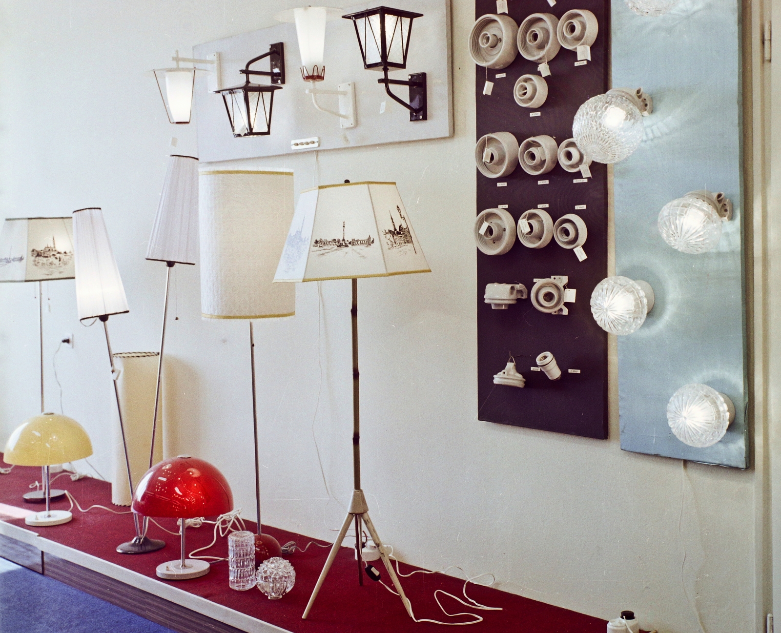 1973, Bauer Sándor, colorful, light, lamp bracket, lampshade, Fortepan #110670