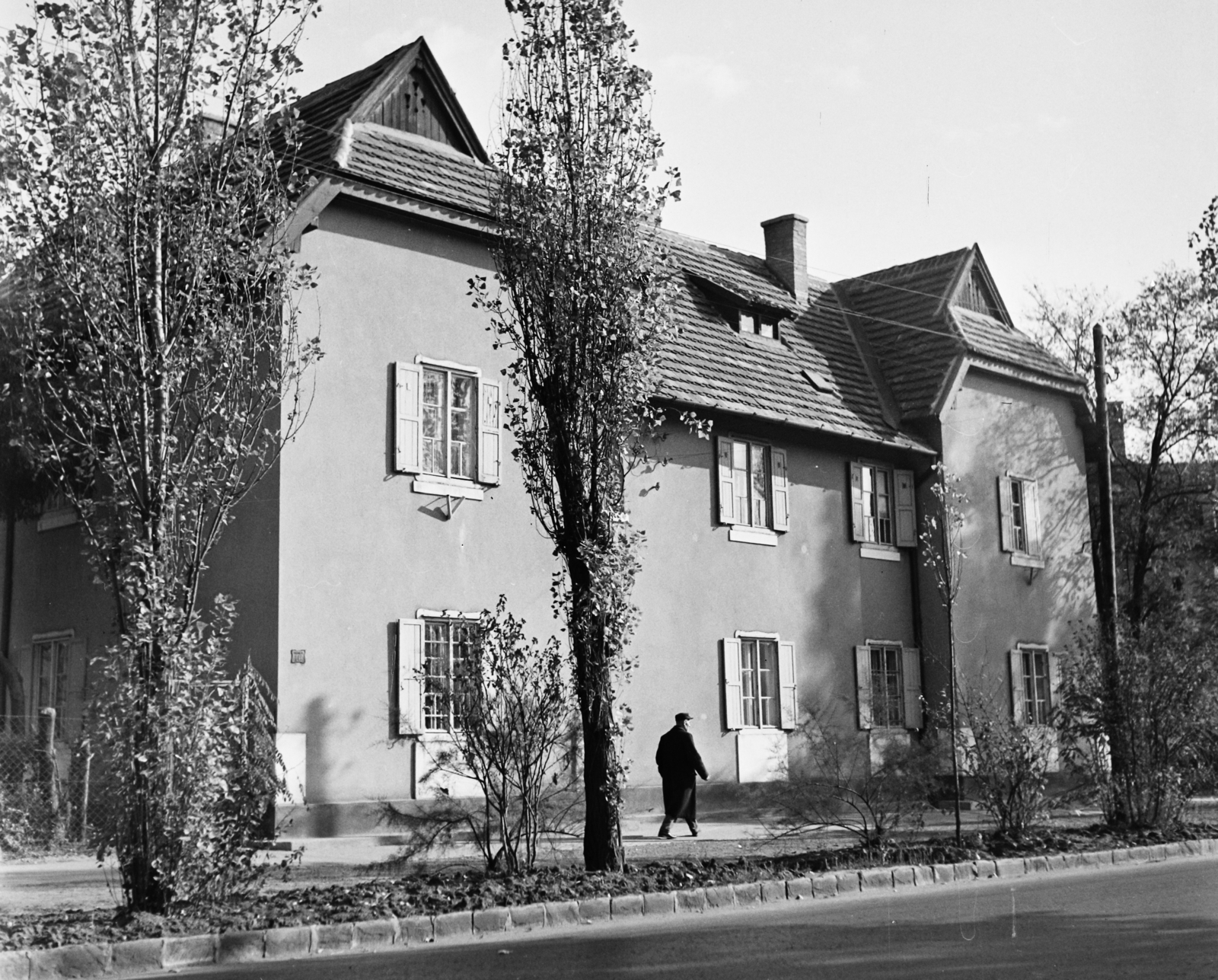 Hungary, Budapest XIX., Wekerletelep, Pannónia út 16., 1964, Bauer Sándor, Budapest, Fortepan #110835