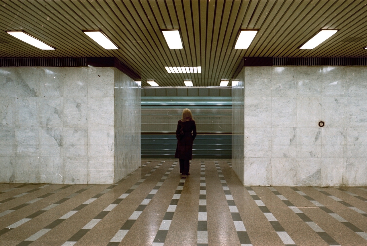 Hungary, Budapest VIII., metróállomás a Keleti pályaudvarnál., 1971, Lovas Gábor, Pálmai István, colorful, subway, subway station, Budapest, Fortepan #11099