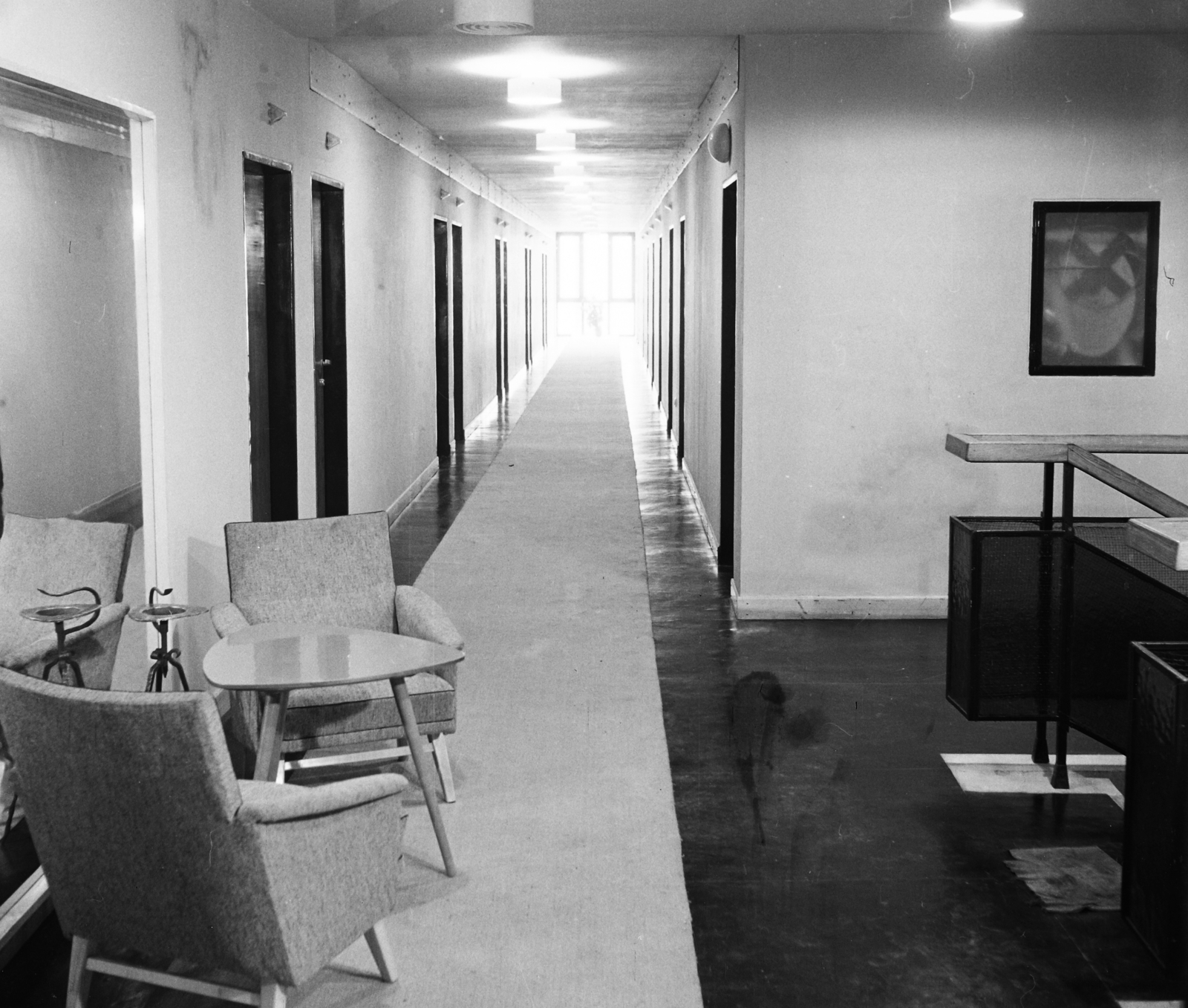 Hungary, Kecskemét, Kossuth tér, Aranyhomok Hotel, lépcsőház és folyosó., 1963, Bauer Sándor, Fortepan #111217