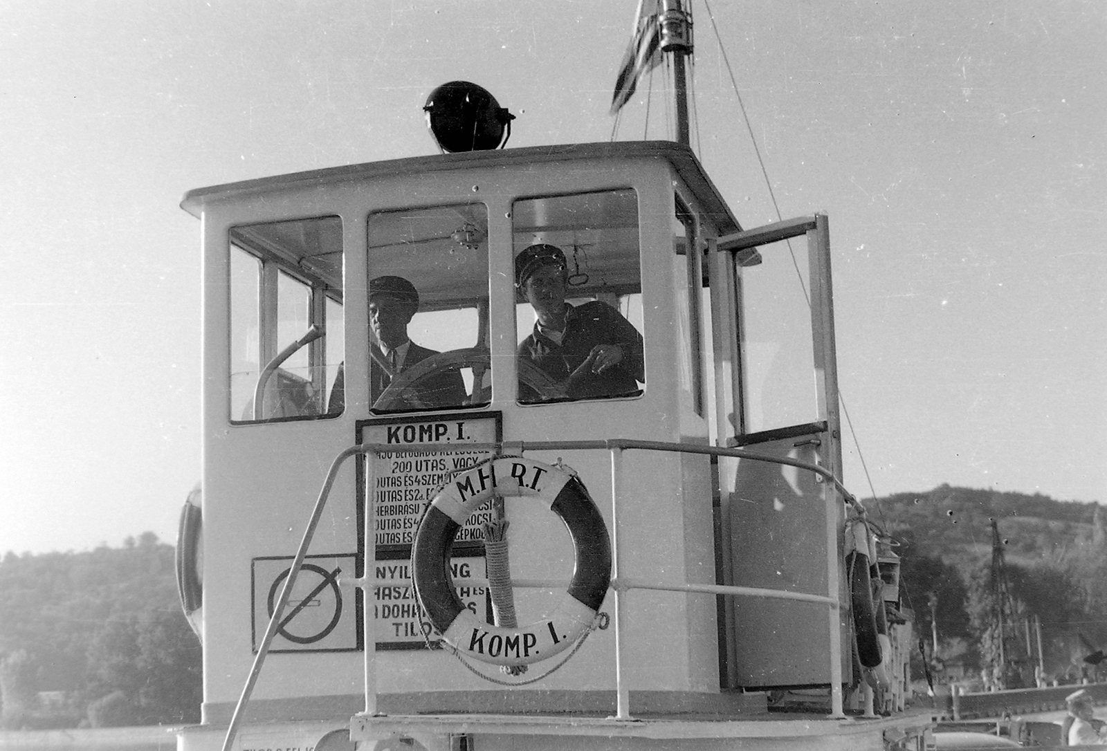 Hungary,Lake Balaton, Tihany, a Komp I. Tihanyrévnél., 1960, Kurutz Márton, ship, ferry, Komp I. ship, lifebelt, Fortepan #11131