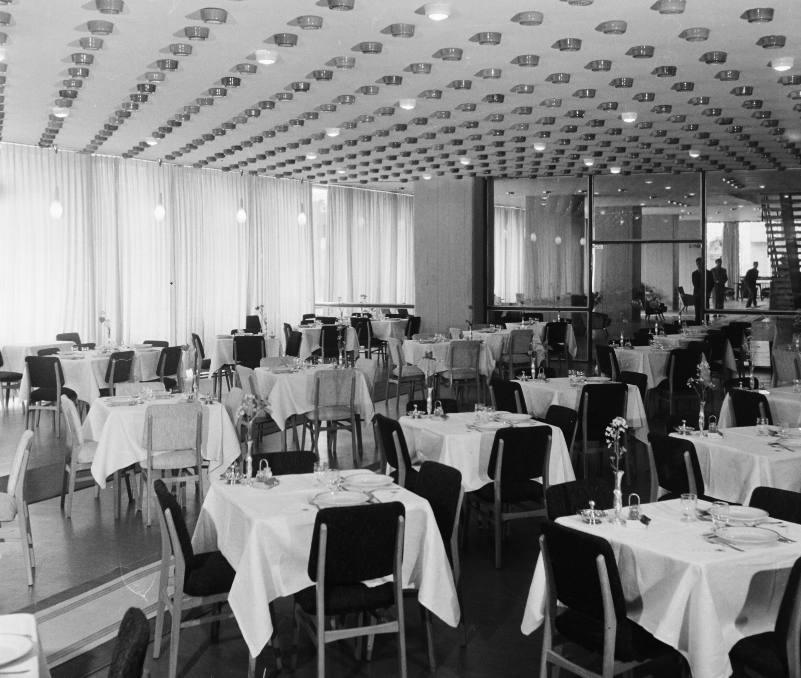 Hungary, Salgótarján, Karancs szálló, étterem., 1966, Bauer Sándor, hotel, restaurant, Fortepan #111395