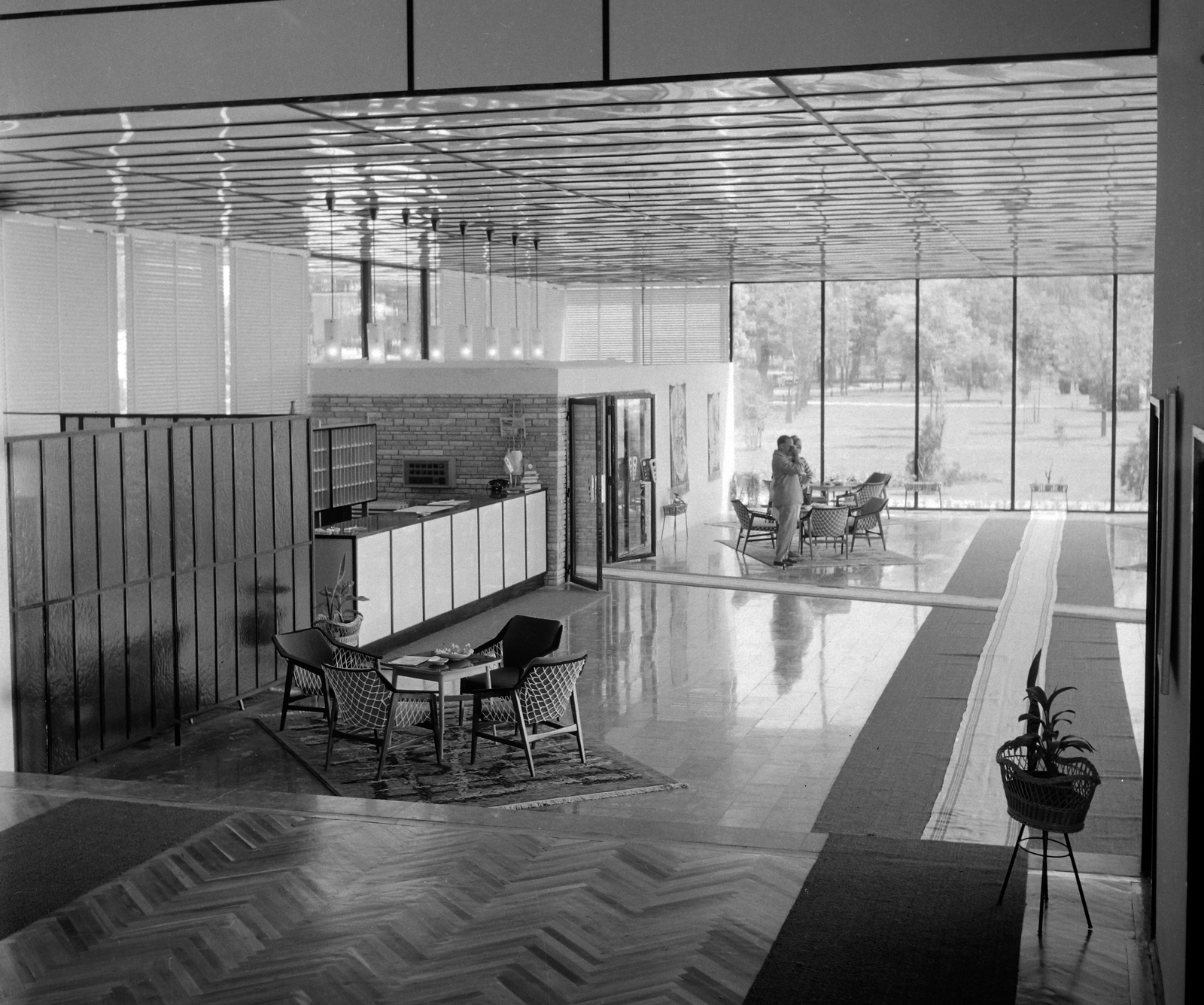 Hungary,Lake Balaton, Tihany, Hotel Tihany, földszinti hall és a recepció., 1963, Bauer Sándor, Fortepan #111401