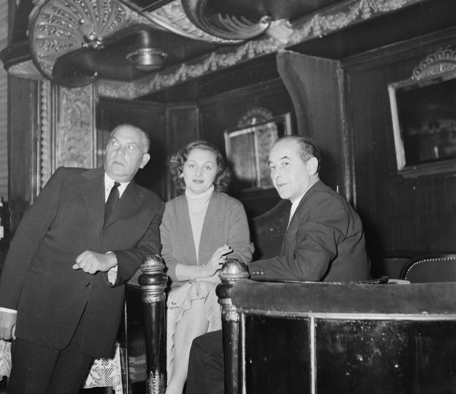 Hungary, Budapest VI., Nagymező utca 17. Budapest Táncpalota (Moulin Rouge)., 1958, Bauer Sándor, Budapest, theatre box, Fortepan #111451