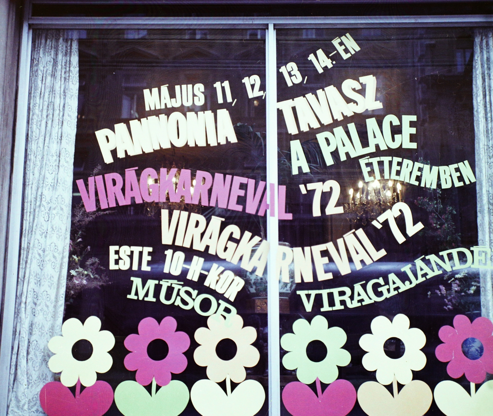 Magyarország, Budapest VIII., Rákóczi út 43., Palace Hotel., 1972, Bauer Sándor, reklám, színes, kirakat, Budapest, Fortepan #111583