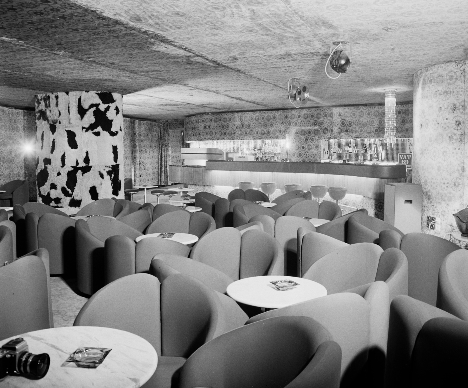Hungary, Székesfehérvár, Hotel Alba Regia, bár., 1972, Bauer Sándor, bar, Fortepan #111848