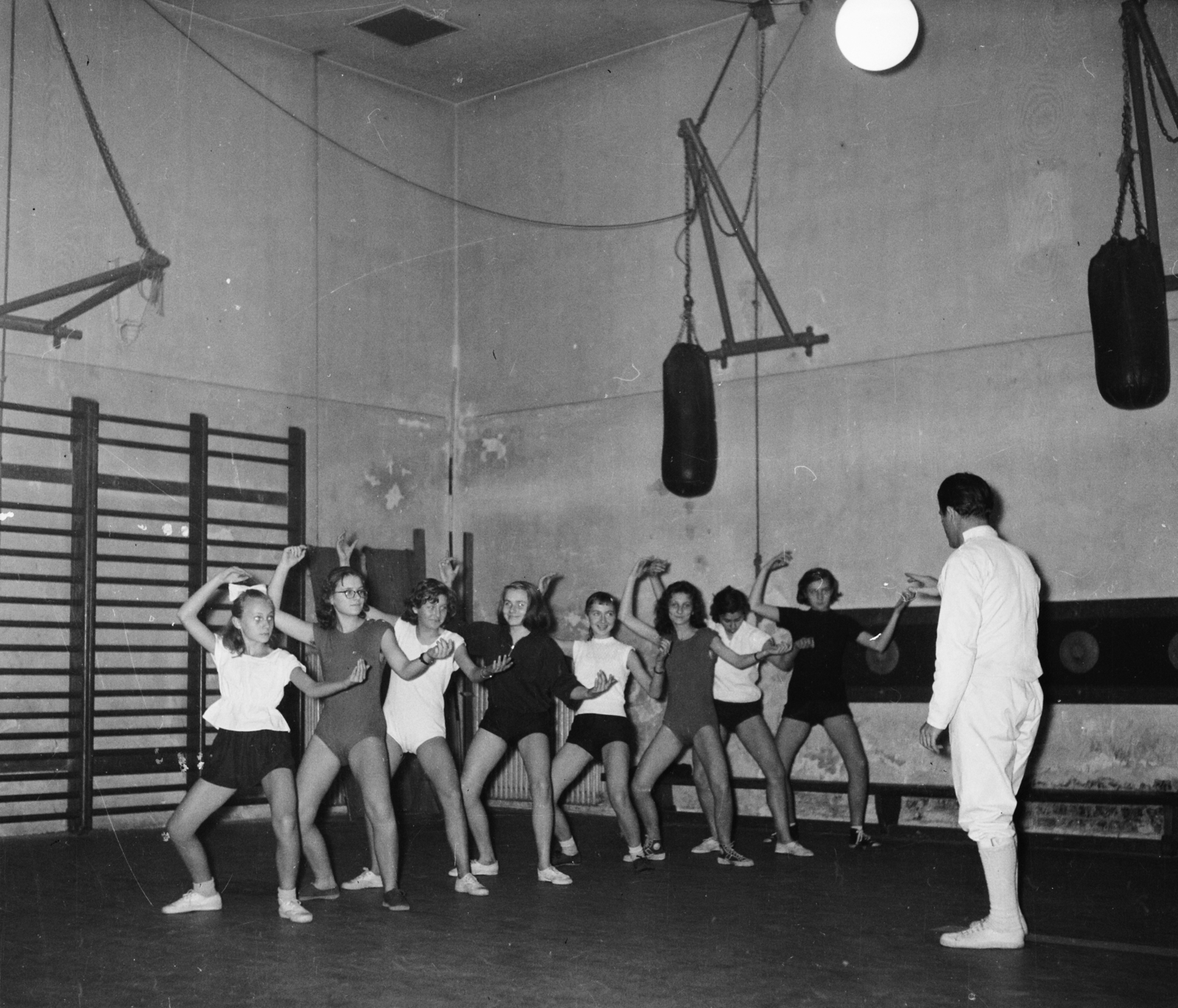1958, Bauer Sándor, man, girl, gym, fencer, Fortepan #111906