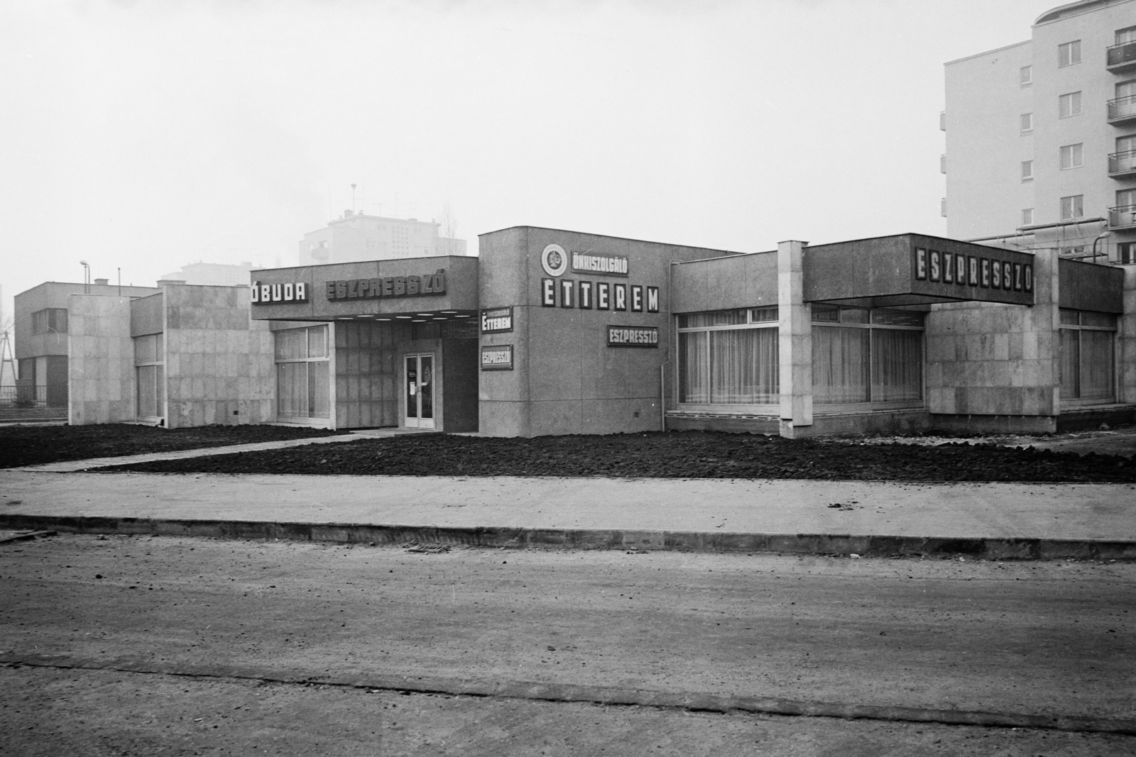 Hungary, Óbuda, Budapest III., Vörösvári út 54-56., Óbuda eszpresszó, étterem., 1973, Bauer Sándor, Budapest, Fortepan #112022