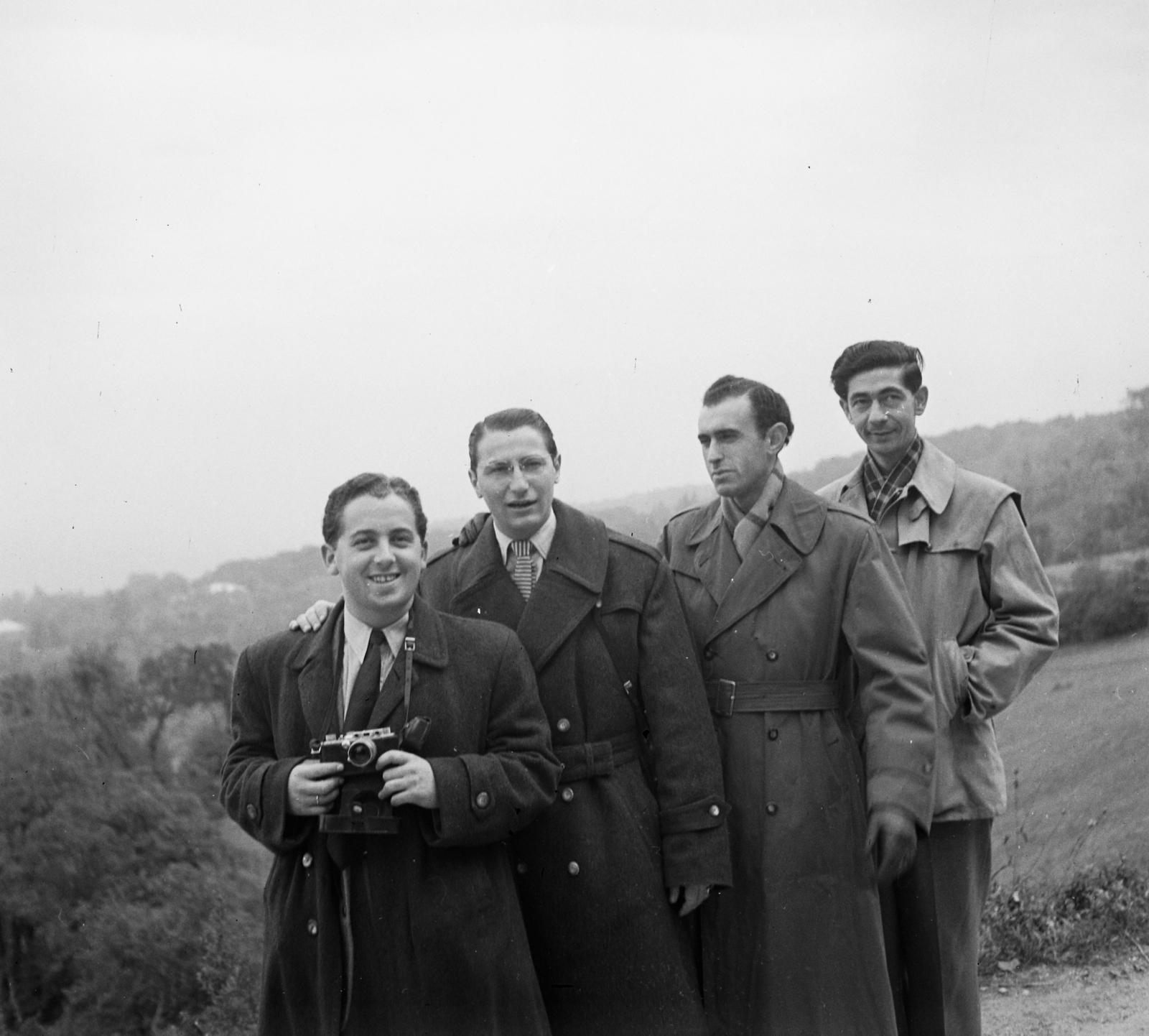 Hungary, Budapest XII., Normafa., 1955, Bauer Sándor, camera, Leica-brand, windbreaker, Budapest, Fortepan #112205