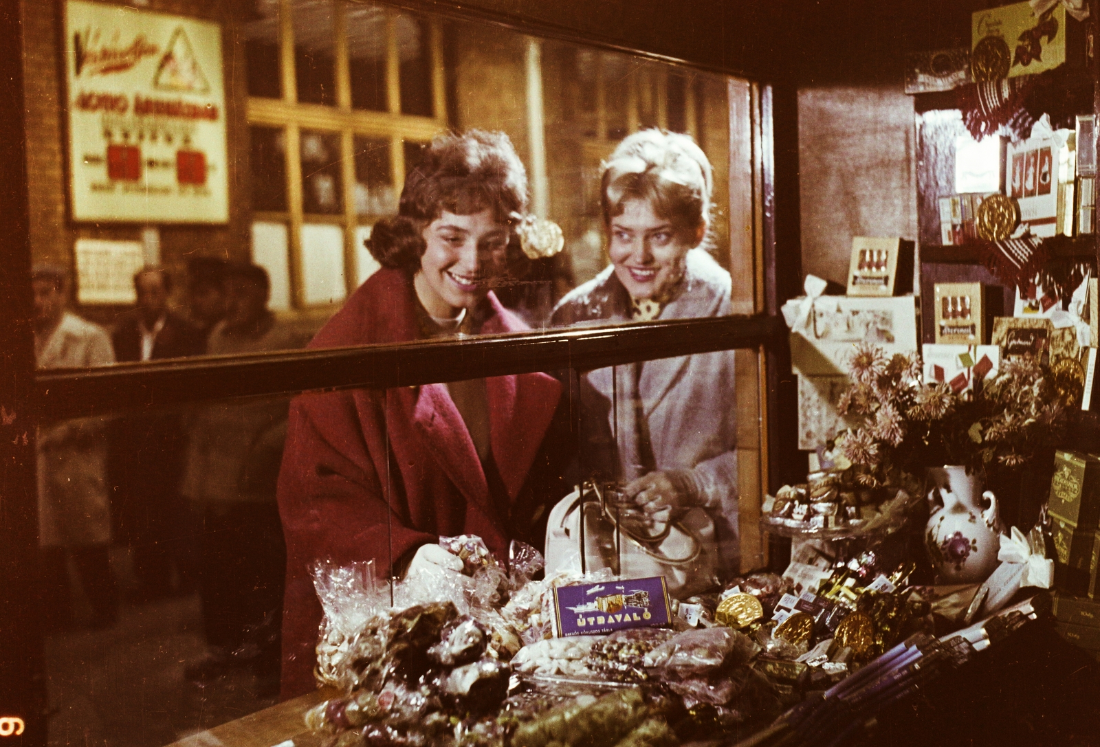 Magyarország, Budapest VI., Teréz (Lenin) körút, Nyugati Pályaudvar., 1960, Bauer Sándor, színes, Budapest, Fortepan #112299