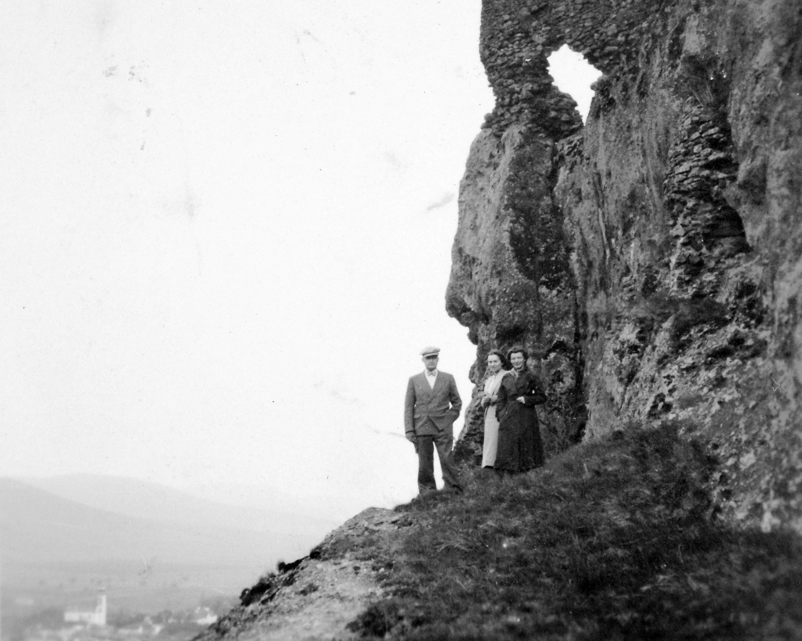 Hungary, Boldogkőváralja, Boldogkő vára., 1938, Gyöngyi, ruins, castle ruins, Fortepan #11245