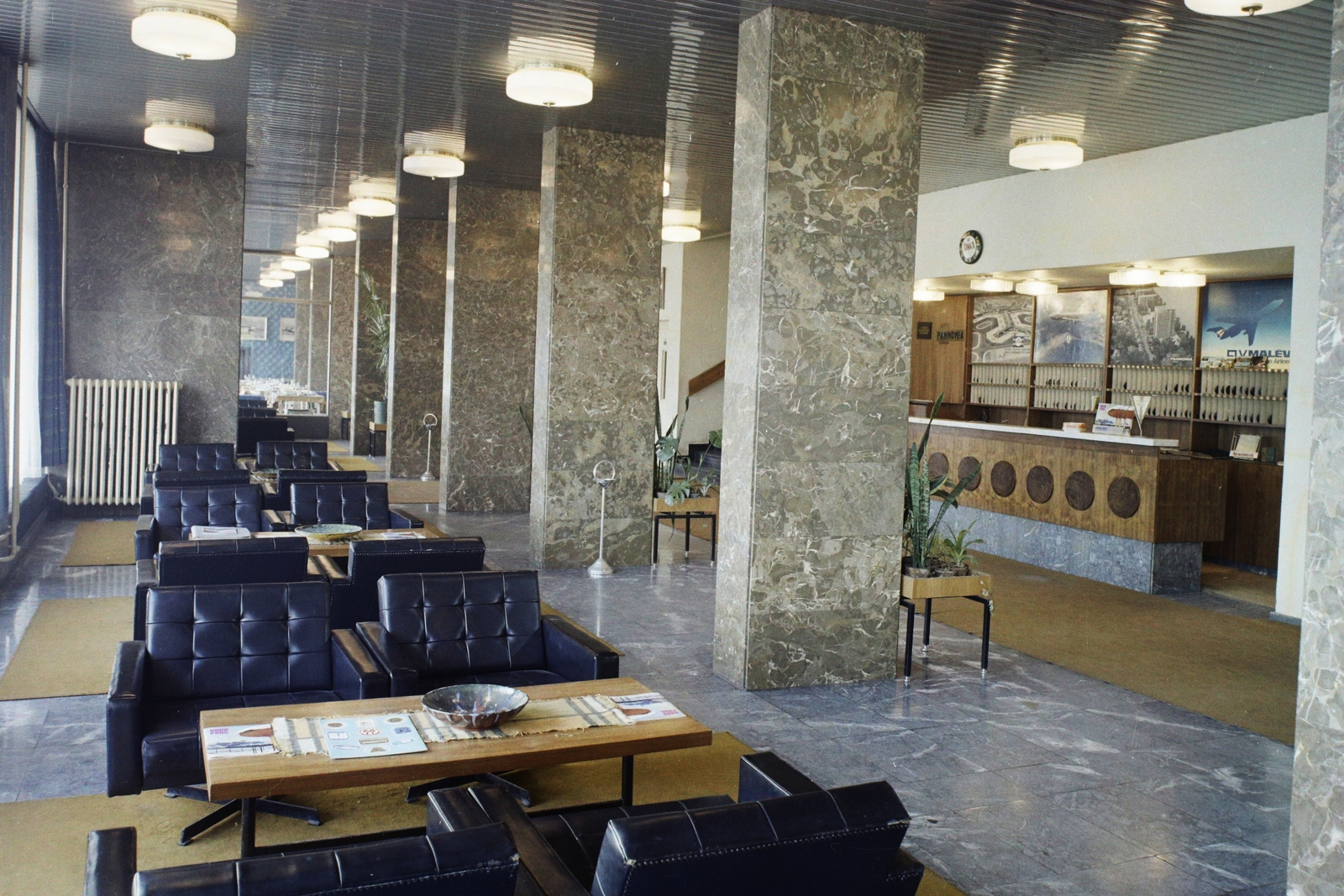 Hungary, Budapest IX., Ferde utca 1., Hotel Aero, hall és recepció., 1970, Bauer Sándor, colorful, Budapest, Fortepan #112505