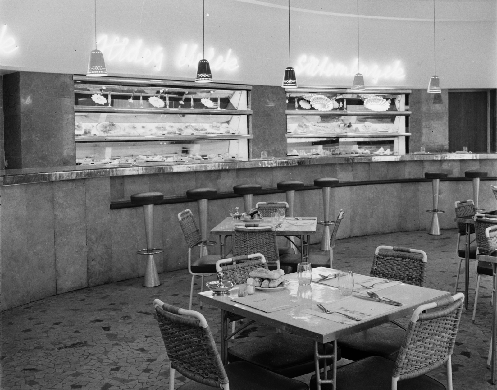 Hungary, Budapest VII., Rákóczi út 58., Metropol szálló, étterem., 1960, Bauer Sándor, buffet, Budapest, Fortepan #112610