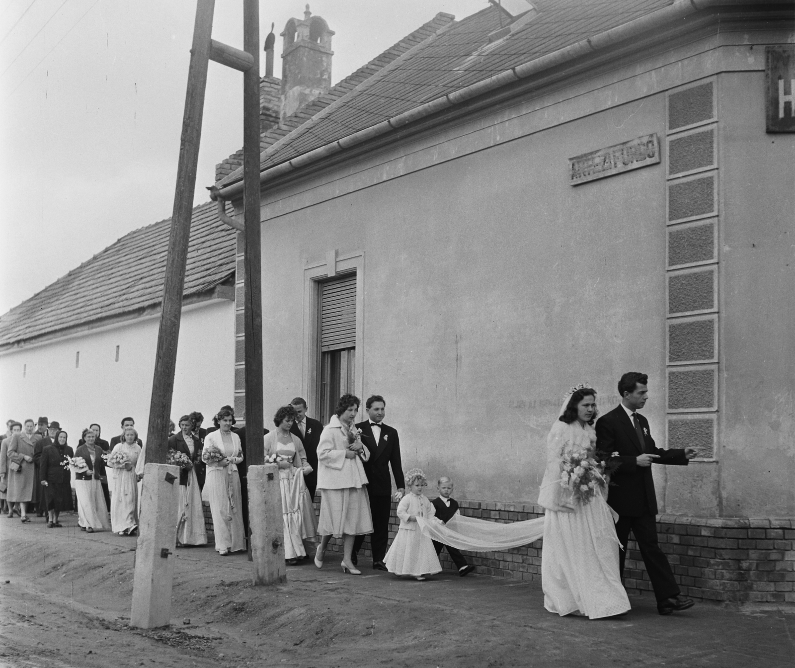 Hungary, Harta, 1958, Bauer Sándor, wedding ceremony, Fortepan #112835