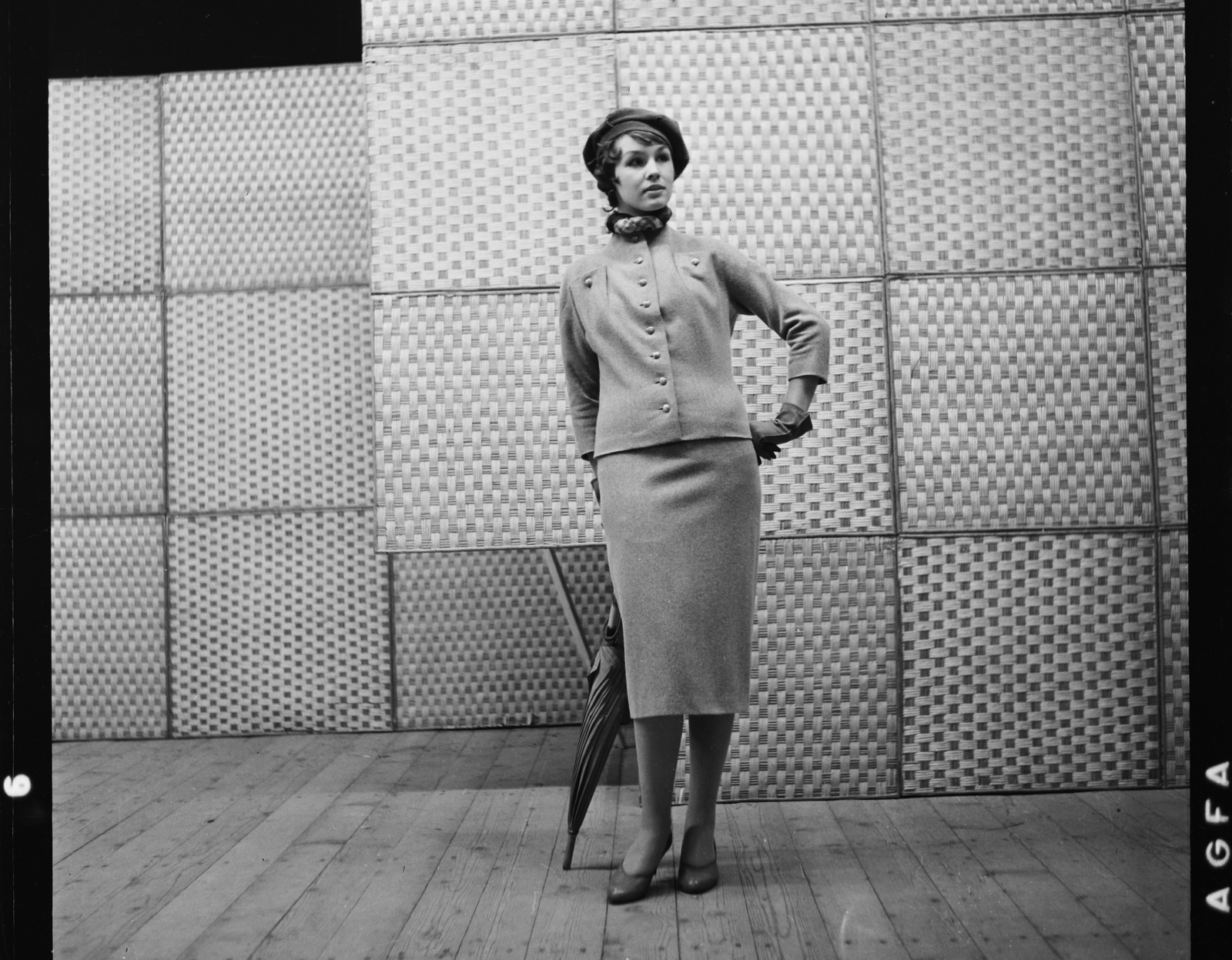Hungary, Patz Dóri manöken., 1957, Bauer Sándor, fashion, Fortepan #112861