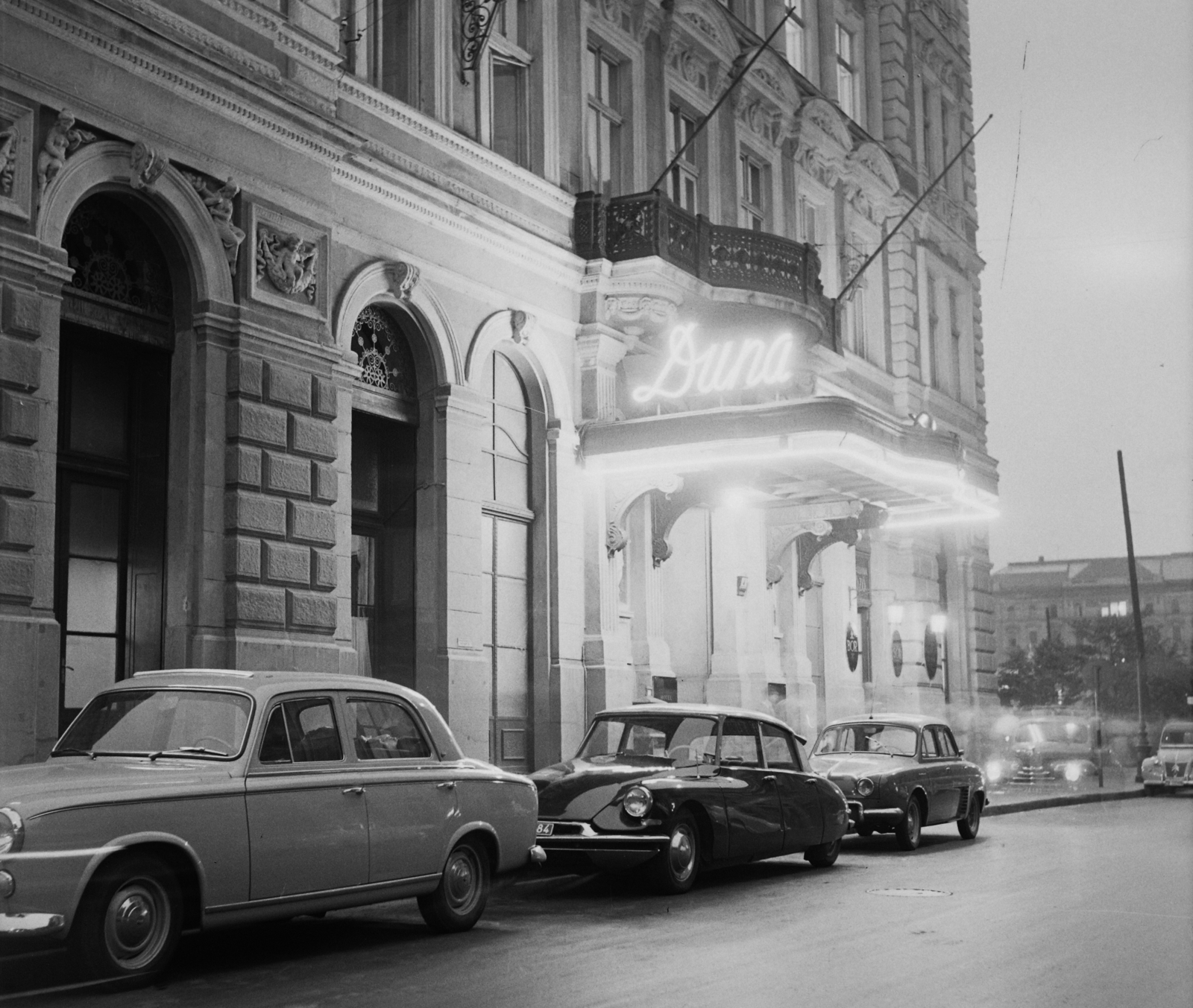 Hungary, Budapest V., Apáczai Csere János utca 4., Duna Szálló., 1960, Bauer Sándor, Budapest, Fortepan #112880