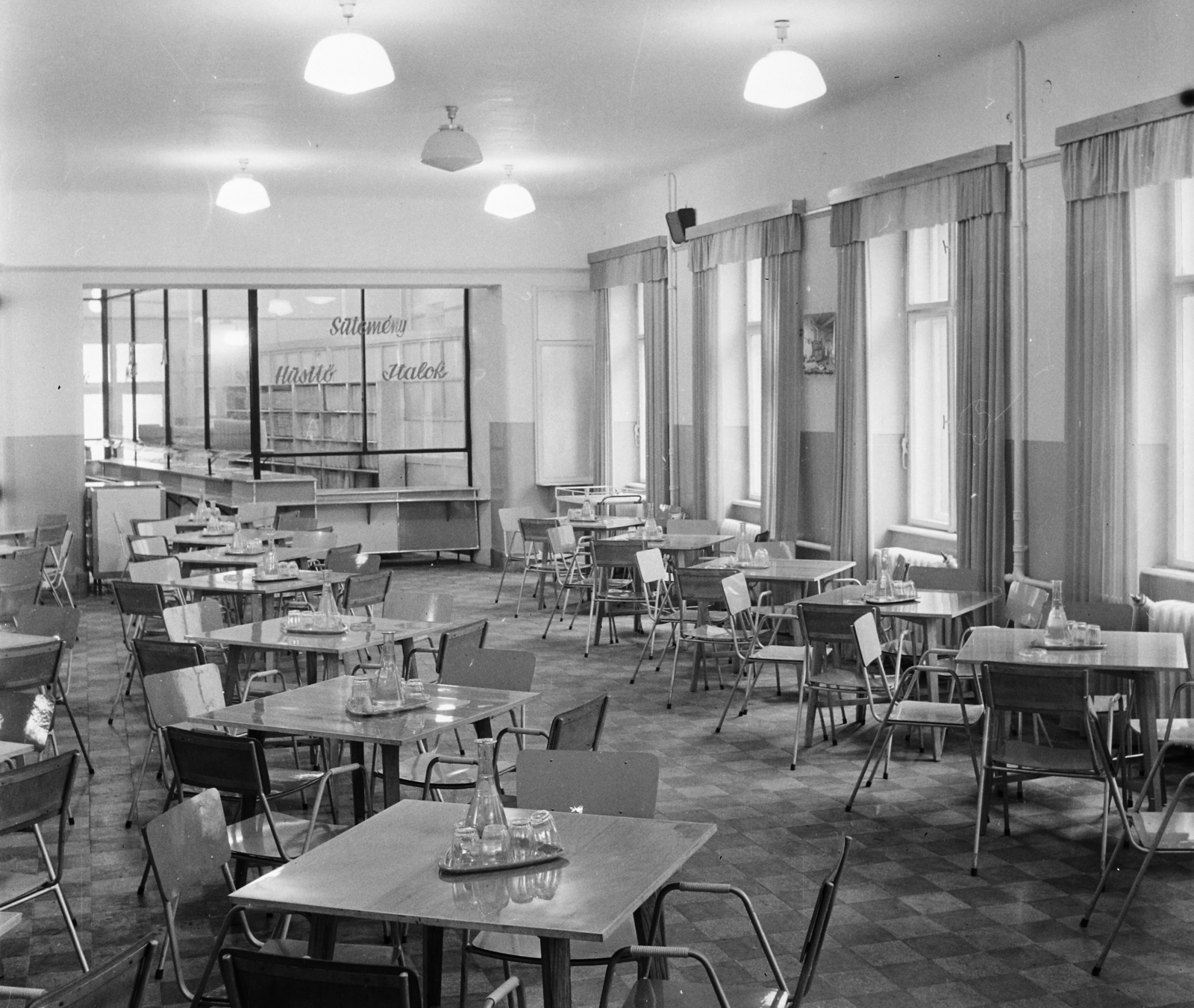 Hungary, Budapest II., Lövőház utca 39., Klement Gottwald Villamossági Gyár (később Ganz Villamossági Művek), étterem., 1961, Bauer Sándor, self-serving restaurant, Budapest, Fortepan #112912