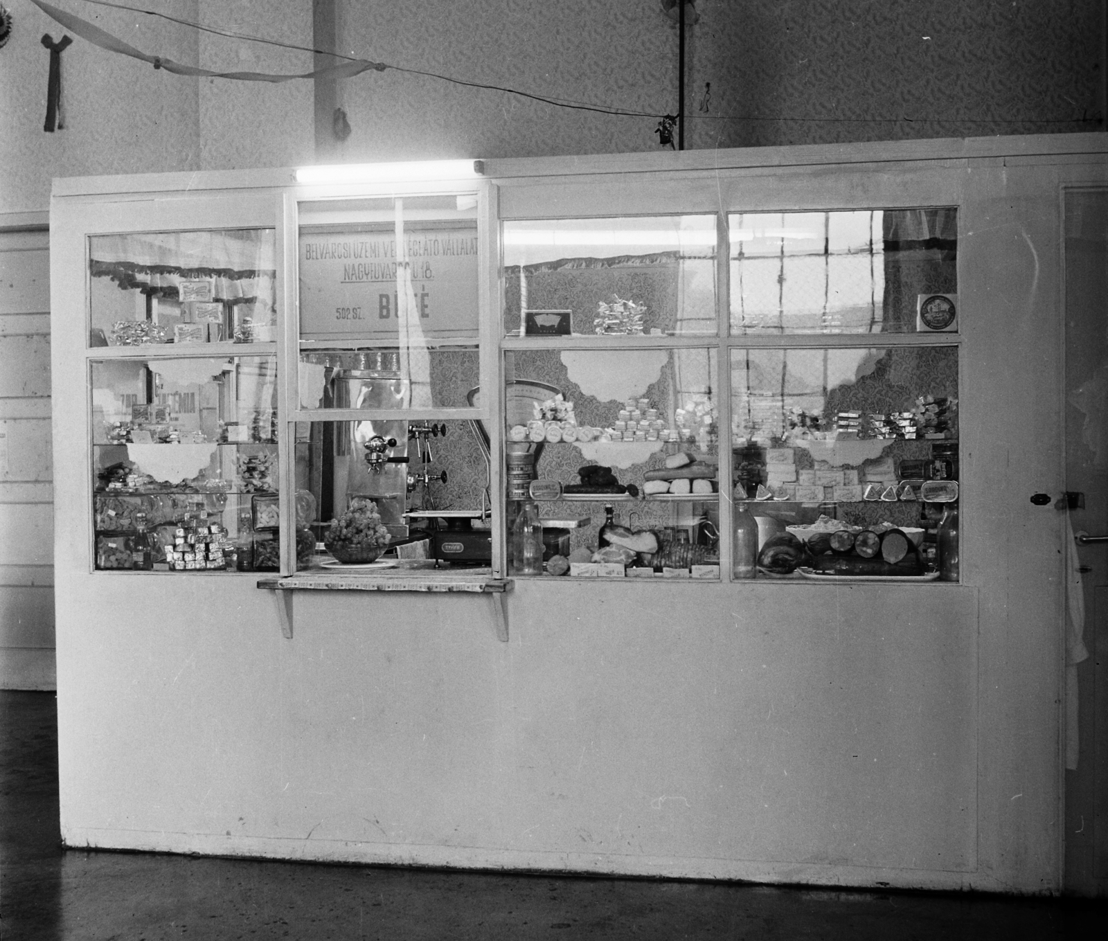 Hungary, 1958, Bauer Sándor, buffet, coffee machine, scale, Fortepan #113121