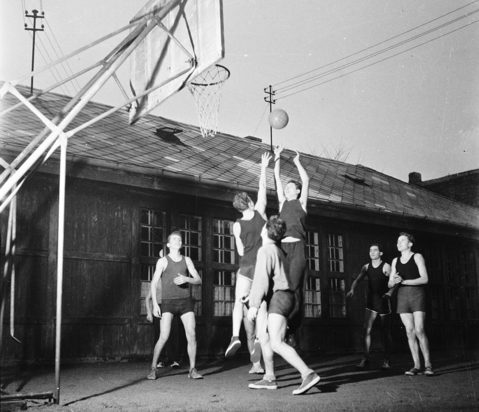1959, Bauer Sándor, men, sport jersey, basketball, basketball hoop, Fortepan #113398