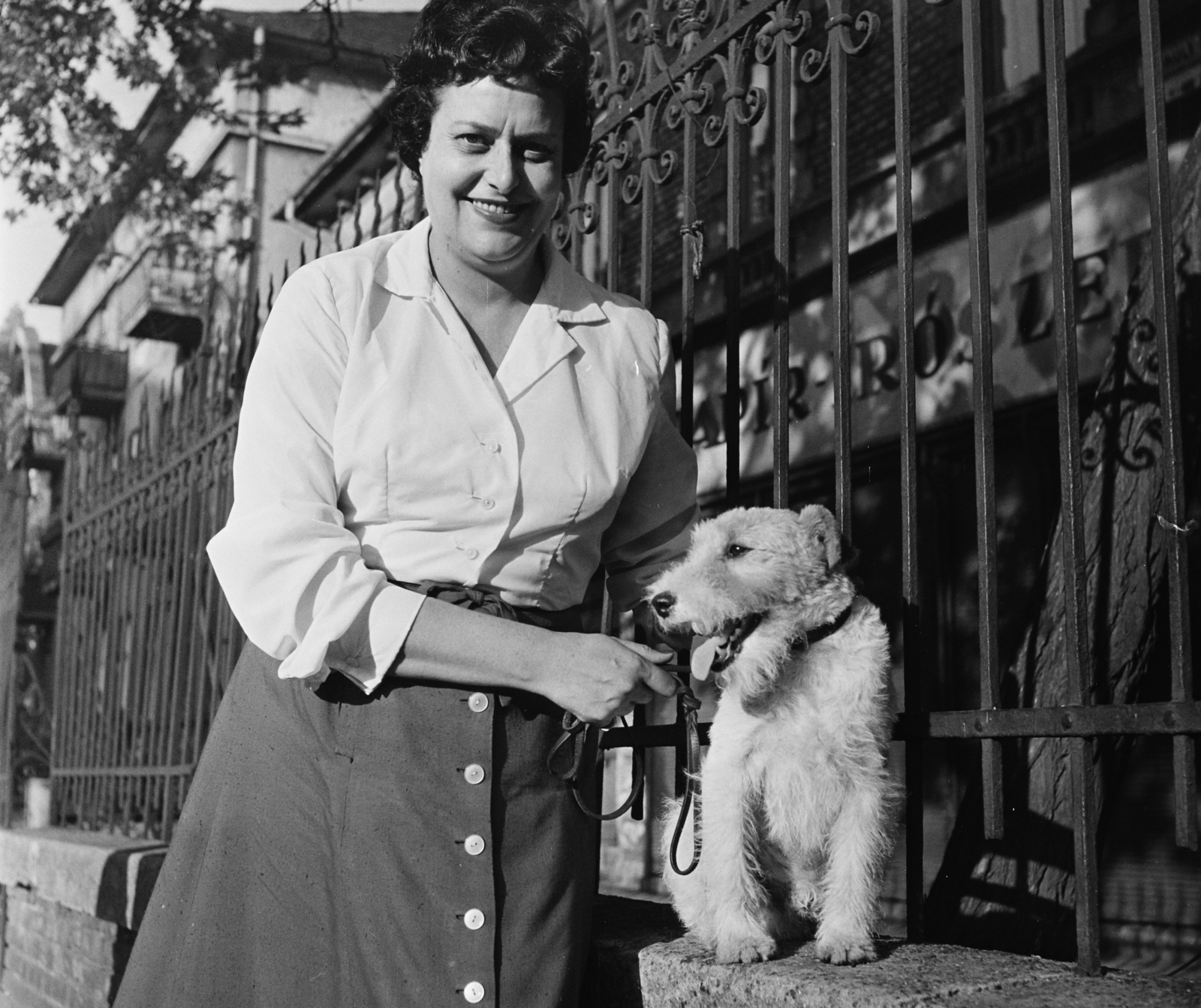 Hungary, Budapest XIV., Thököly út 53., 1960, Bauer Sándor, dog, Budapest, walking the dog, fox terrier, Fortepan #113532