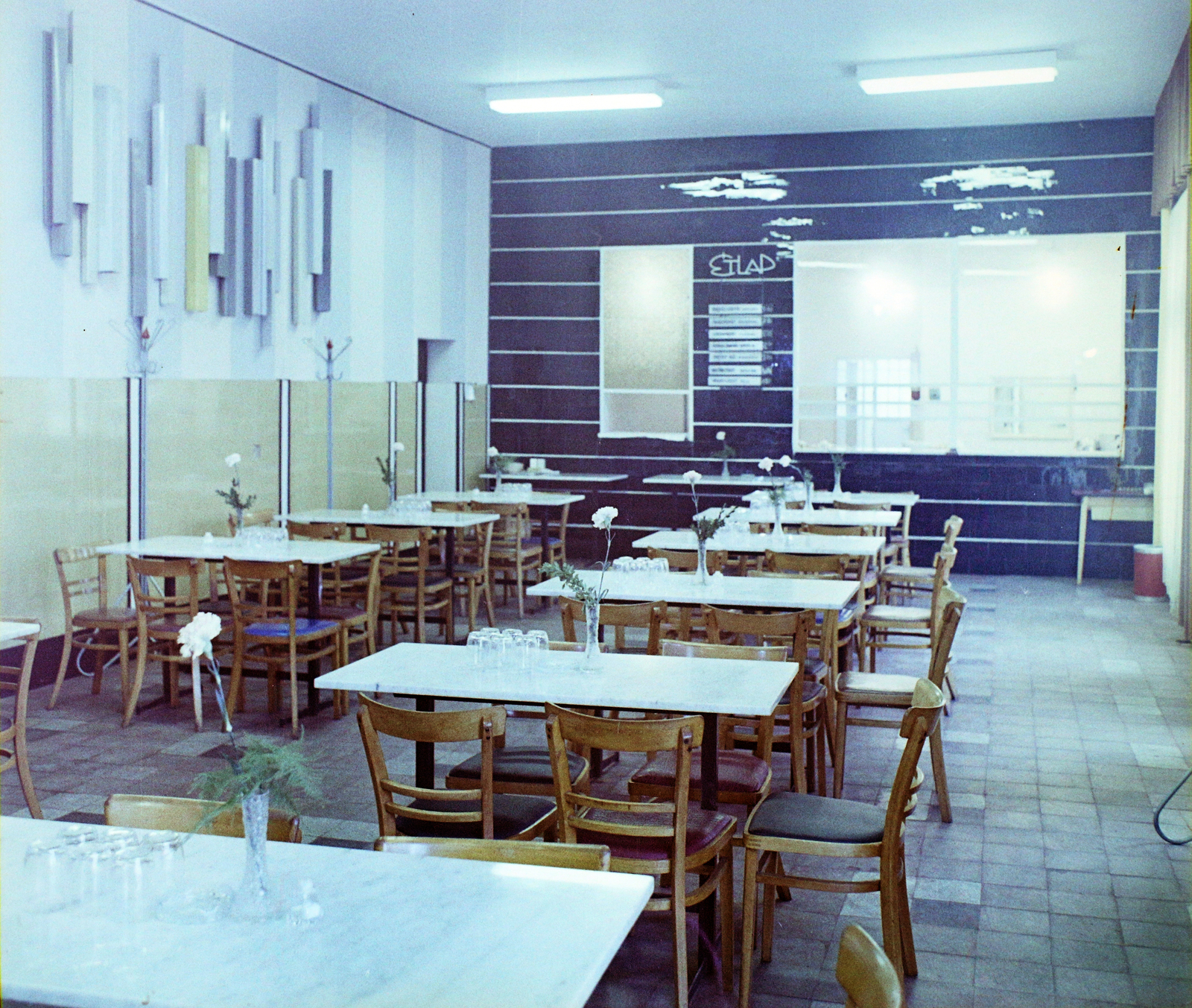Hungary, 1970, Bauer Sándor, colorful, restaurant, flower, Fortepan #113662
