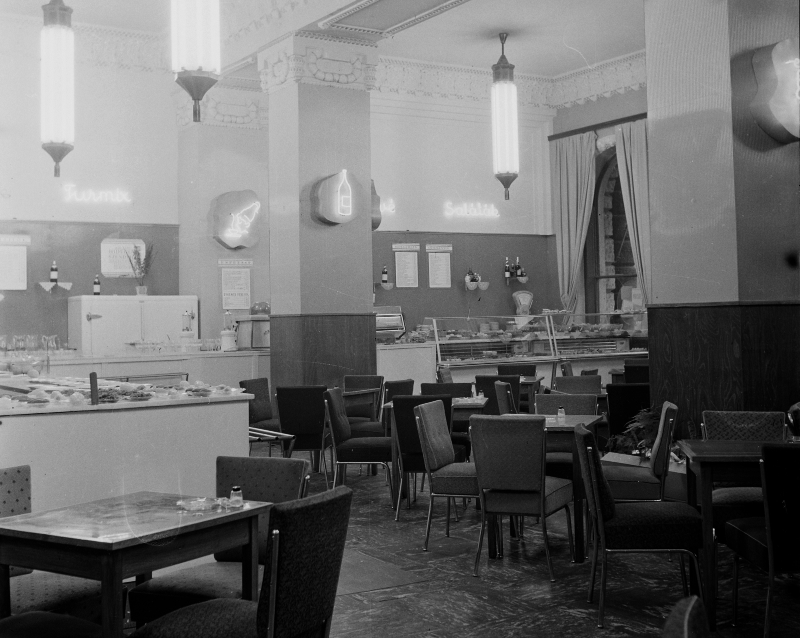Hungary, Budapest VI., Teréz körút 46. (Lenin körút 104.), Rakéta étterem., 1960, Bauer Sándor, buffet, Budapest, Fortepan #113840