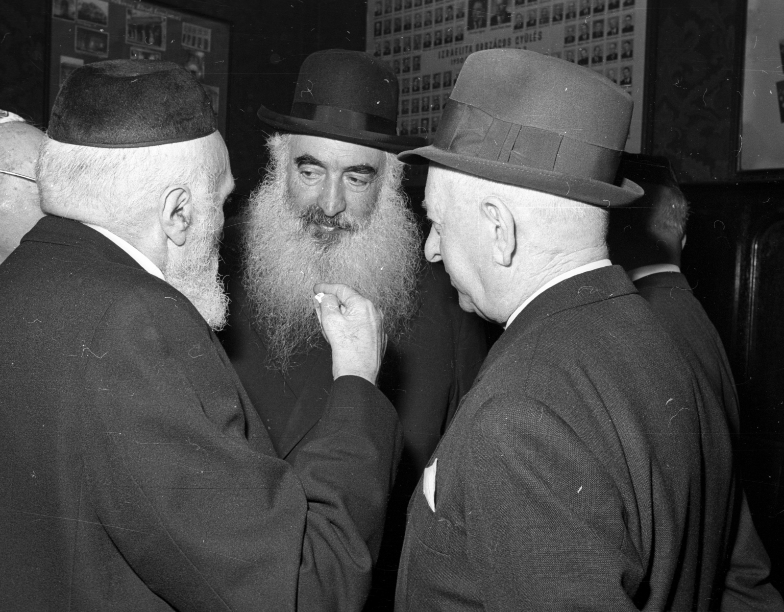 Hungary, Budapest VII., Síp utca 12., a Magyarországi Zsidó Hitközségek Szövetsége székháza, középen Jehuda Léb Levin moszkvai főrabbi., 1969, Bauer Sándor, religion, judaism, Budapest, Fortepan #114304