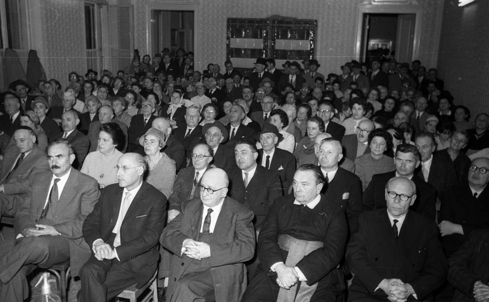 1960, Bauer Sándor, commemoration, audience, Fortepan #114394