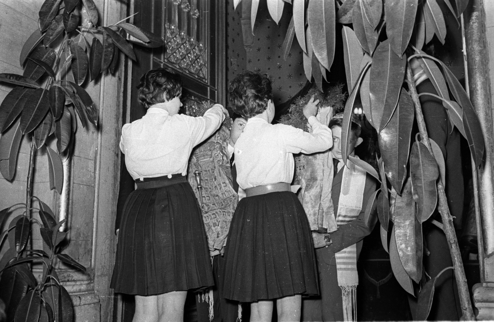 Hungary, Budapest VII., Dohány utcai zsinagóga., 1960, Bauer Sándor, synagogue, judaism, Budapest, tallith, Fortepan #114465