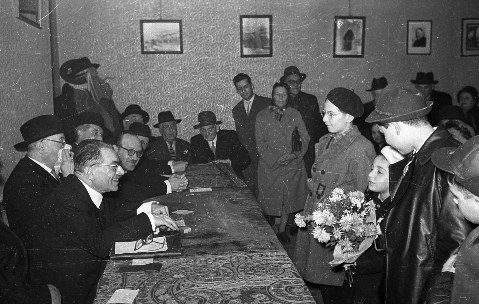1960, Bauer Sándor, bouquet, photo in a frame, Fortepan #114500