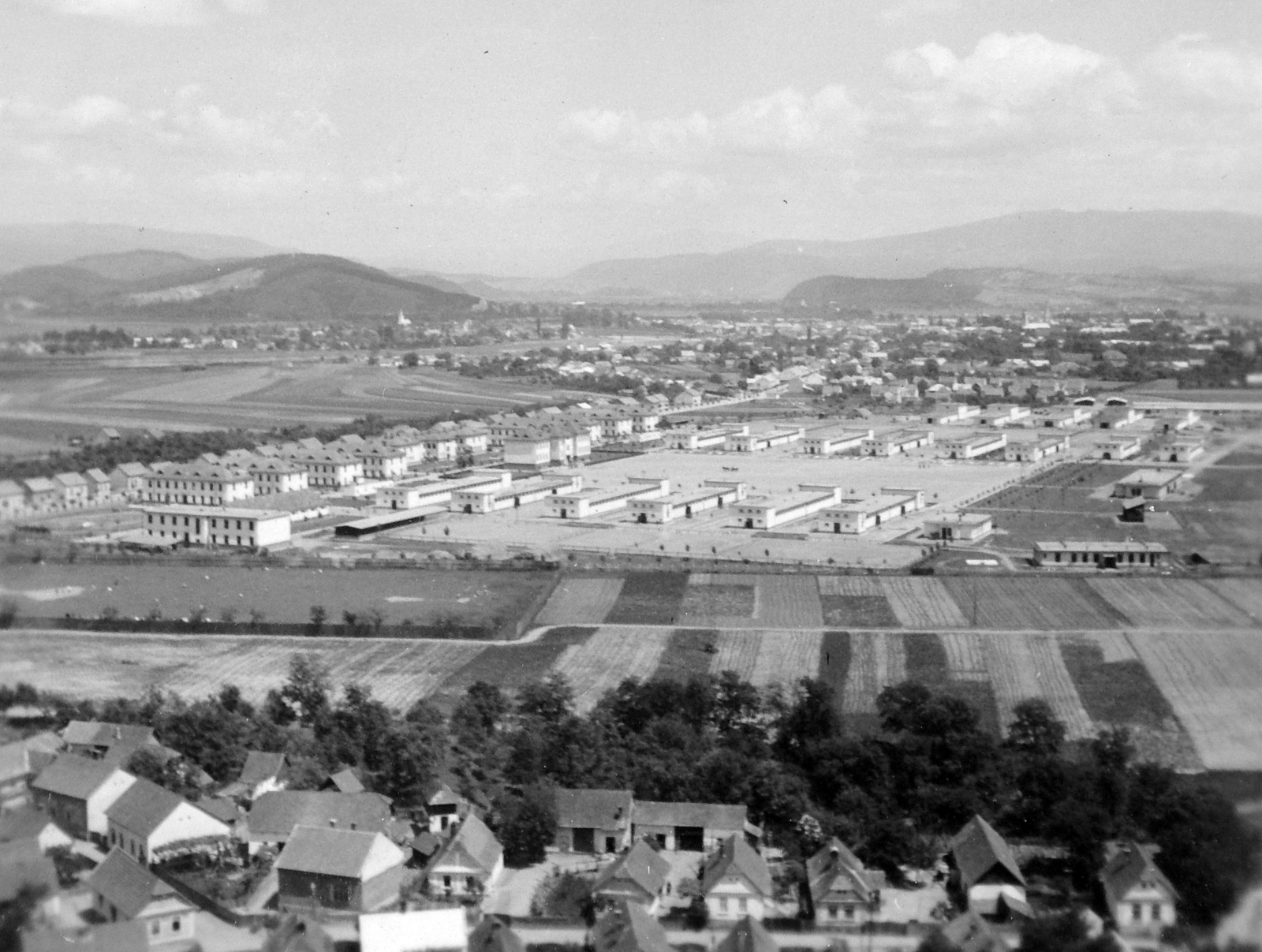 Ukrajna,Kárpátalja, Munkács, katonakórház. A felvétel a várból készült., 1940, Gyöngyi, katonai egészségügyi intézmény, Fortepan #11456