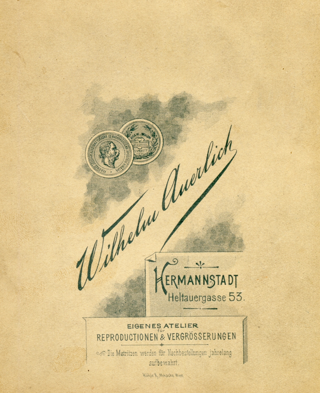 Románia,Erdély, Nagyszeben, Heltauergasse 53., Wilhelm Auerlich fényképész., 1900, Fortepan, műterem, fényképész, hátlap, Fortepan #114794